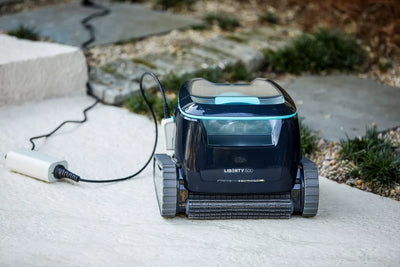 Dolphin Liberty 600 Poolroboter Kabellos – Bis 15 m – Treppenreinigung, App, 2 Wochen Betrieb, Boden Wand Wasserlinie
